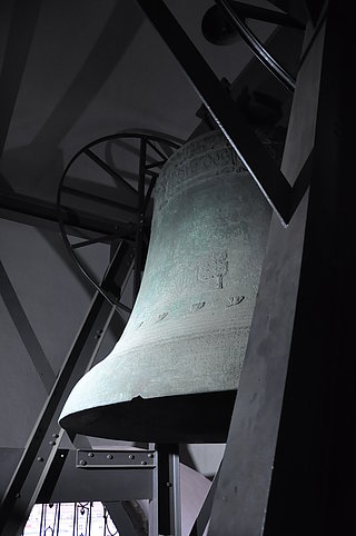 Die schwerste Bronzeglocke Sachsens: Glocke der Dresdner Kreuzkirche
